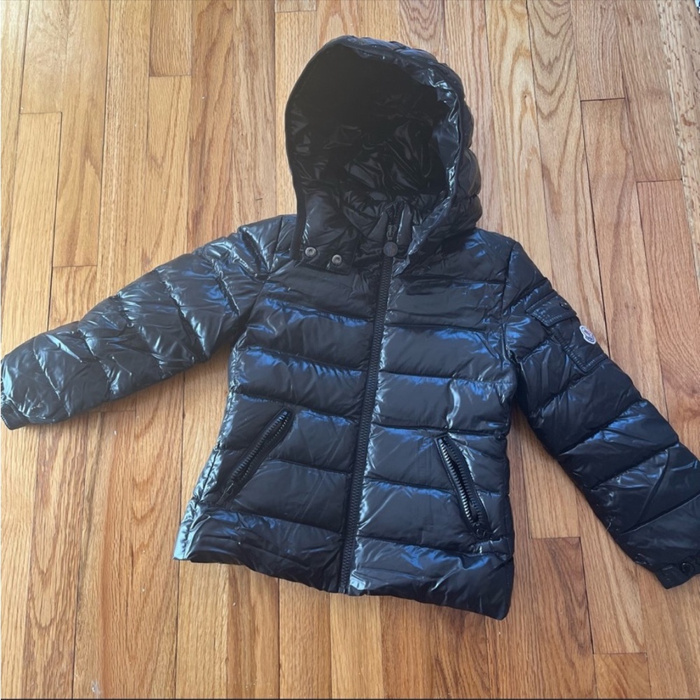 Moncler Bady Guibbotto Short Down Lightweight Puffer Jacket Girls black sz 5Y